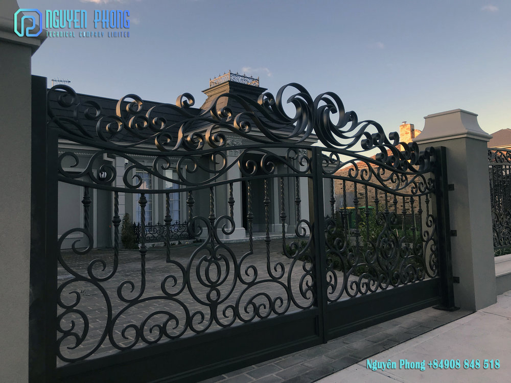 wrought-iron-driveway-metal-driveway-gates-automatic-driveway-gates -17.jpg